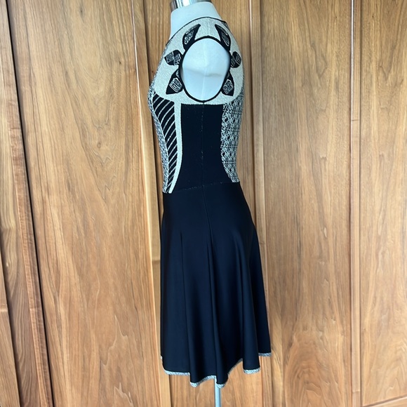 TED BAKER, knit dress. Black & metallic gold. Super comfortable, size 2/medium. - Picture 4 of 5